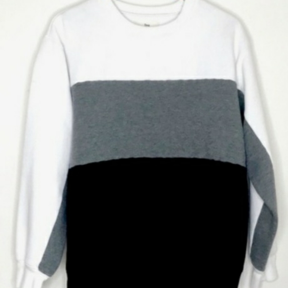 TNA CREW NECK SWEATSHIRT - Picture 9 of 9